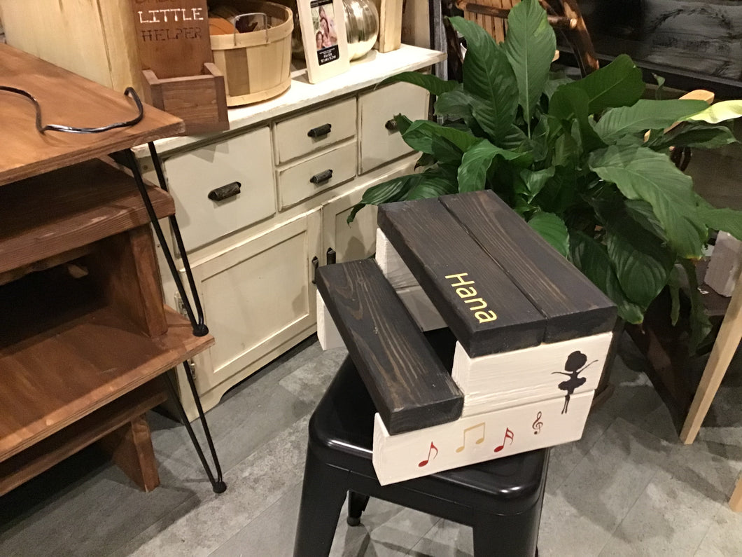 Kids room and keepsakes