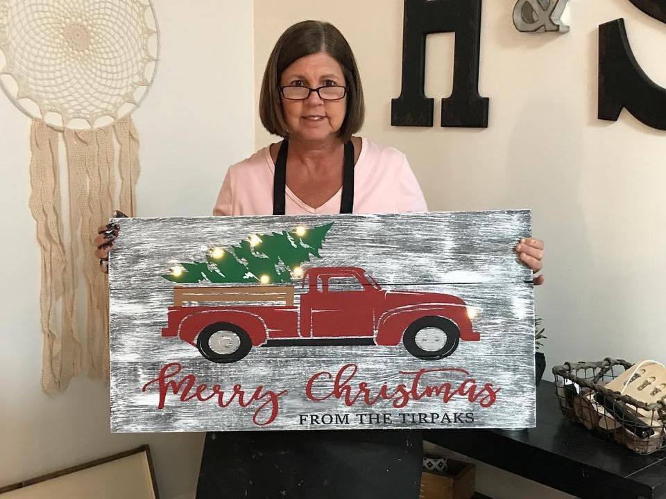 Holiday Light Up Pallet Workshop