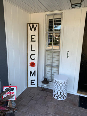 Interchangeable welcome sign